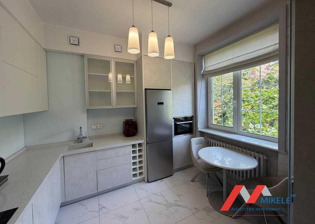 1-кімнатна квартира, за адресою Кловський узвіз, 9 — фото 1