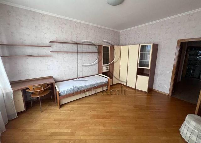 4-кімнатна квартира, вул. Дмитрівська 13а — фото 14