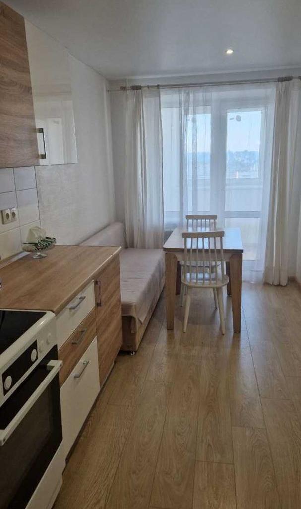 3-кімнатна квартира, на Оболонській набережній — фото 1