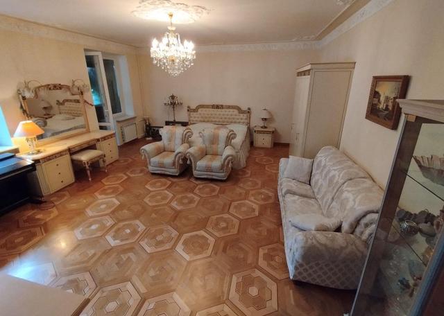 3-кімнатна квартира, вул. Уманська 47 — фото 1