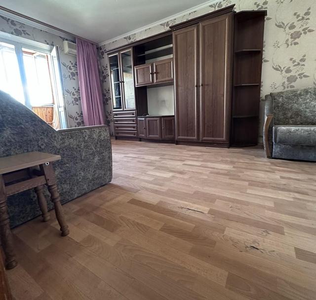 1-кімнатна квартира, вул. Драгоманова 12 — фото 1