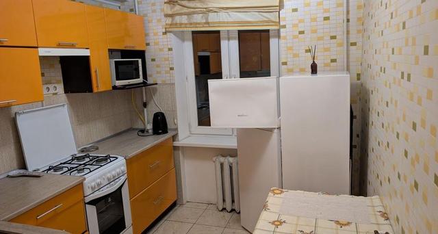 2-кімнатна квартира, просп. Голосіївський (40-річчя жовтня) 120