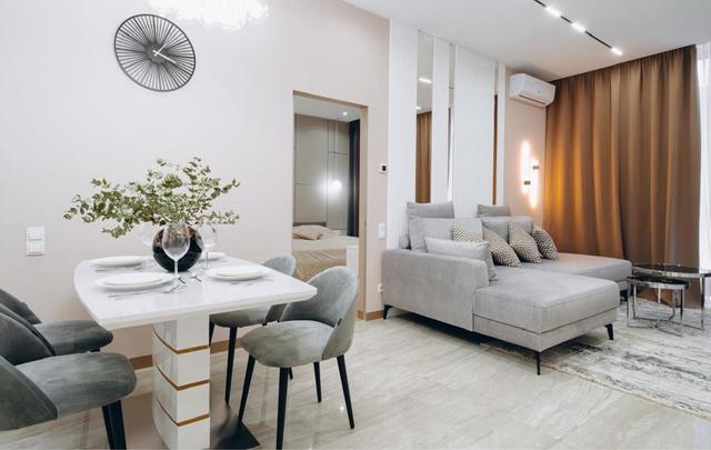 3-кімнатна квартира, вул. Драгомирова 15б