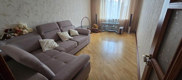 3-кімнатна квартира, пл. Оболонська (Дружби Народів) 5 — фото 2