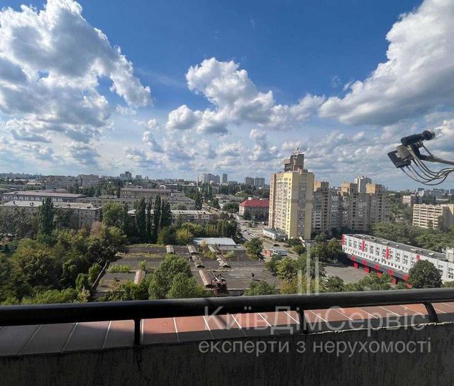 3-кімнатна квартира, вул. Молдовська 2 — фото 10