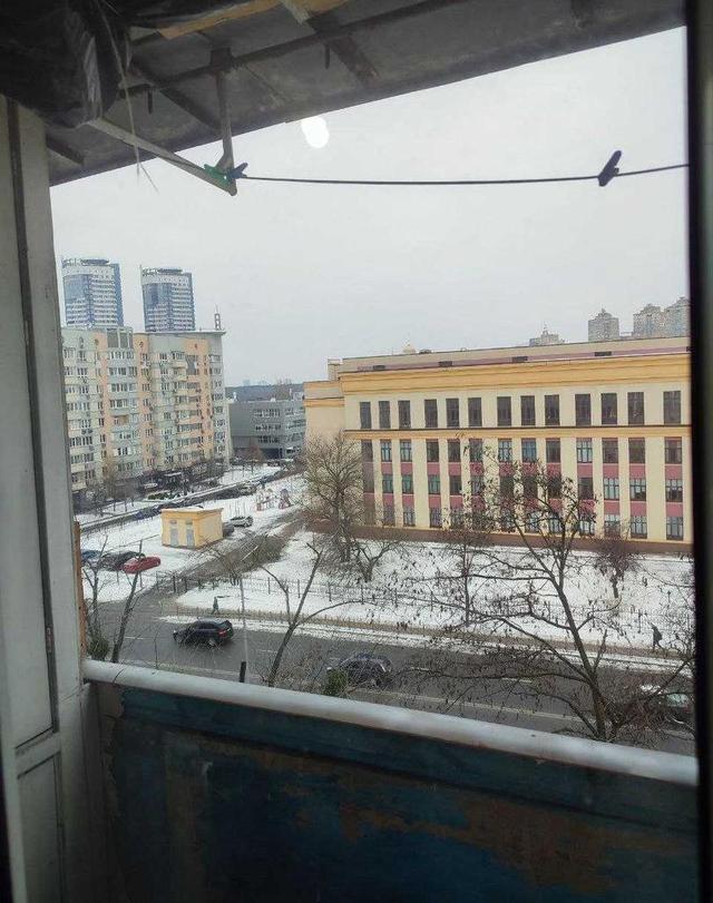 2-кімнатна квартира, вул. Р.Окіпної, 9