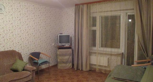 1-кімнатна квартира, вул. Бальзака 4