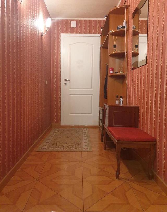 3-кімнатна квартира, вул. Скрипника (Миколи Островського) 13