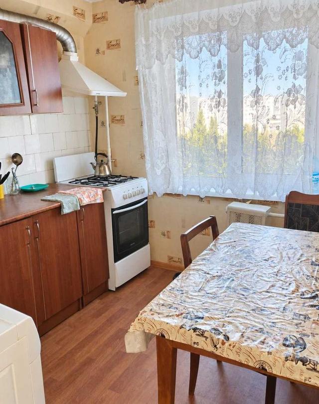 2-кімнатна квартира, вул. Калнишевського (Михайла Майорова) 3