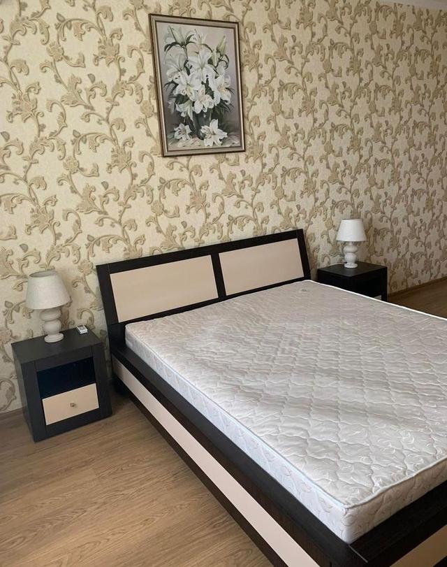 2-кімнатна квартира, вул. Драгоманова 40ж — фото 1