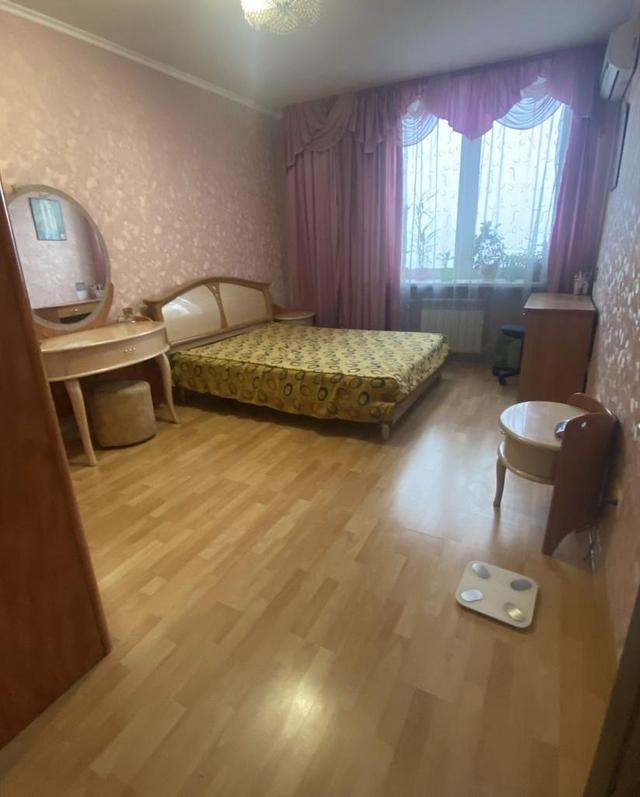 3-кімнатна квартира, вул. Пчілки 2