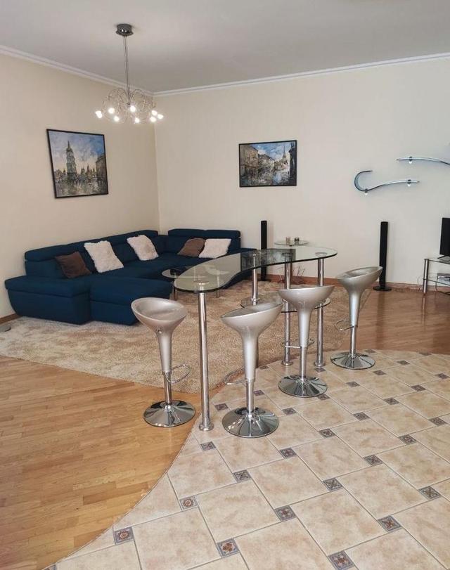 2-кімнатна квартира, Гончара