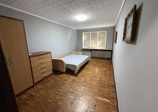 1-кімнатна квартира, вул. Романа Ратушного, 25
