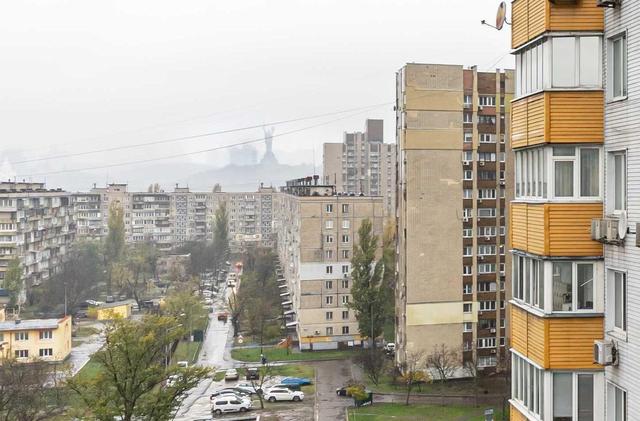 3-кімнатна квартира, просп. Павла Тичини 16/2 — фото 9