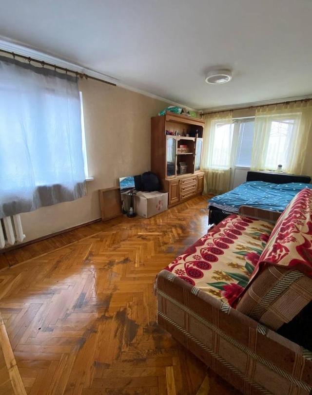 2-кімнатна квартира, вул Каденюка