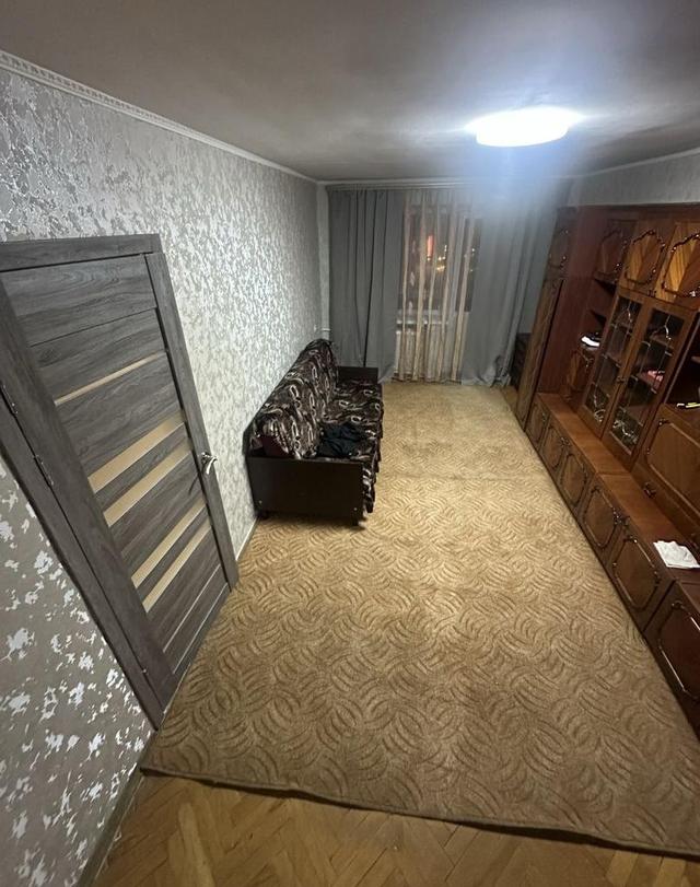 1-кімнатна квартира, проспект, рядом метро