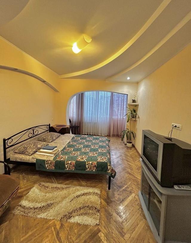 1-кімнатна квартира, вул. Липківського (Урицька) 15 — фото 4