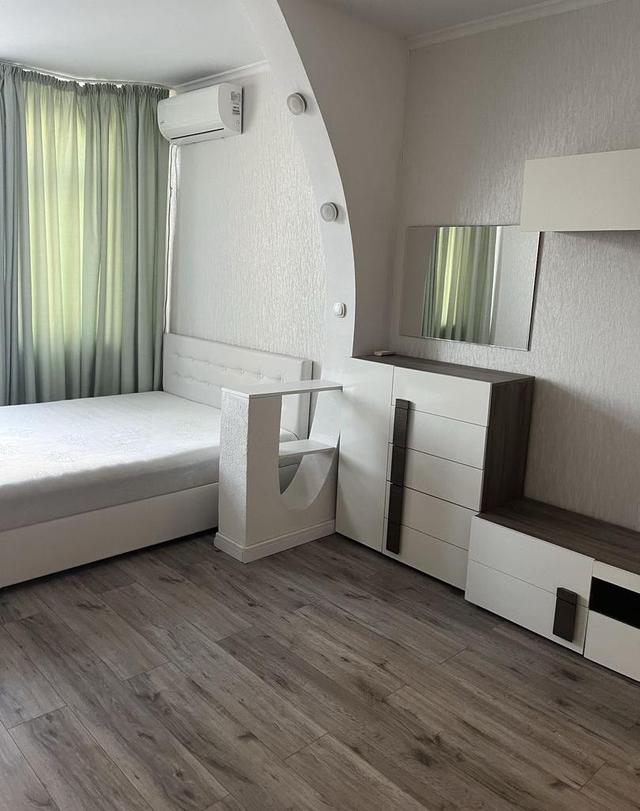 1-кімнатна квартира, на Осокорках