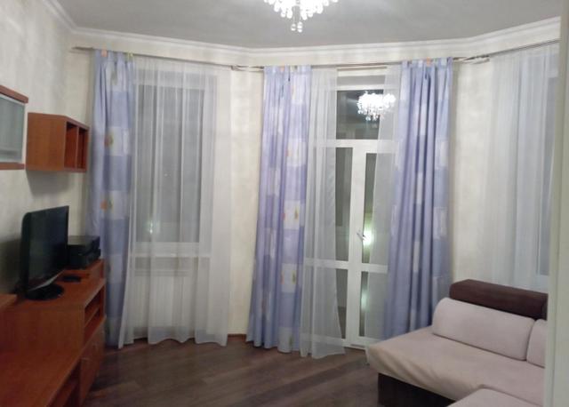 3-кімнатна квартира, вул. Нагірна 6/31