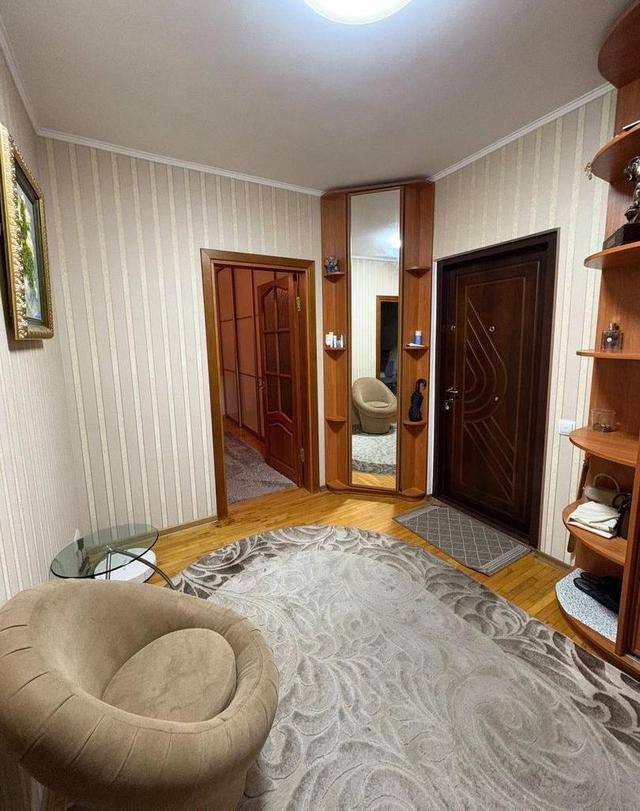 2-кімнатна квартира, вул. Драгоманова 8 — фото 11