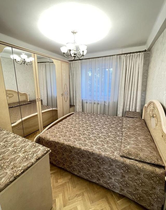 2-кімнатна квартира, вул. Велика Васильківська (Червоноармійська) 145/1