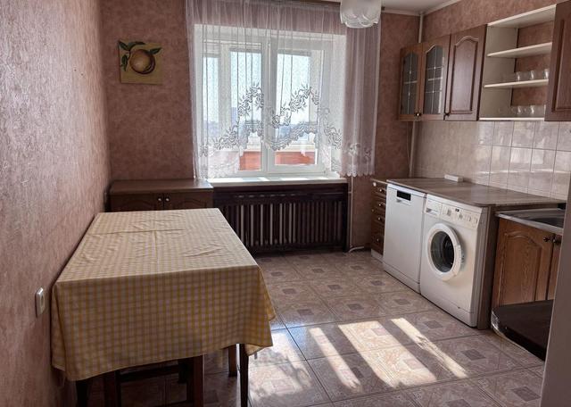 3-кімнатна квартира, вул. Братів Зерових (Червонопартизанська) 14б