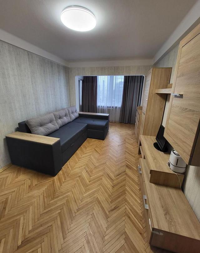 1-кімнатна квартира, вул. Солом`янська 10