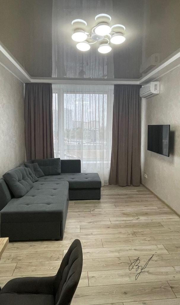 1-кімнатна квартира, біля метро Славутич
