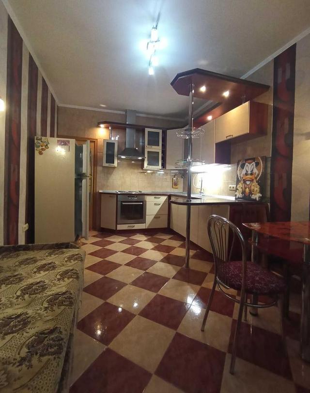 1-кімнатна квартира, Смілянська 10/38