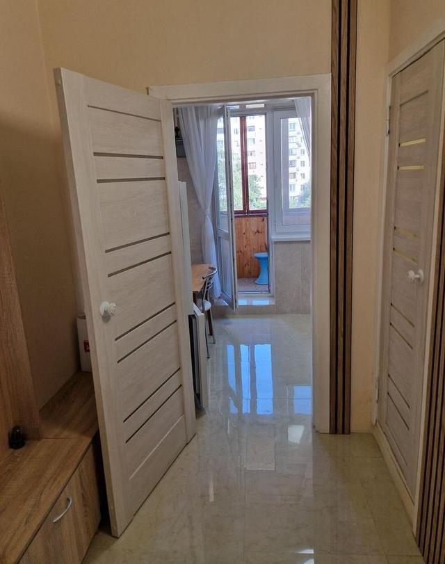1-кімнатна квартира, біля метро Позняки
