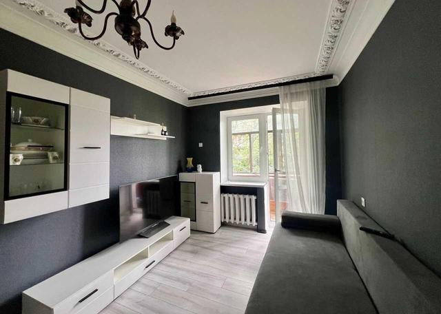 2-кімнатна квартира, Печерський узвіз 15