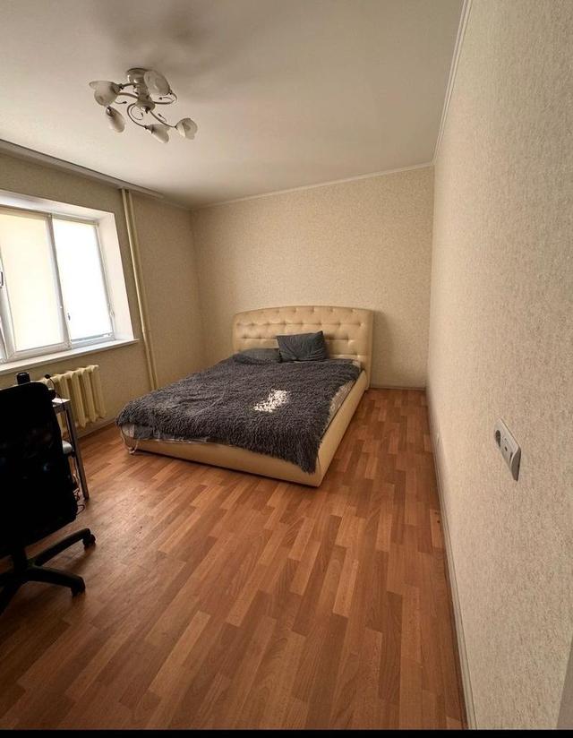 1-кімнатна квартира, вул. Крушельницької 5