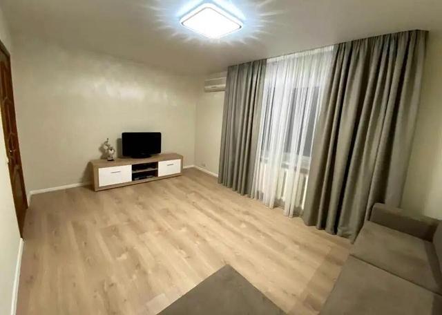 1-кімнатна квартира, вул. Лариси Руденко 10в — фото 8