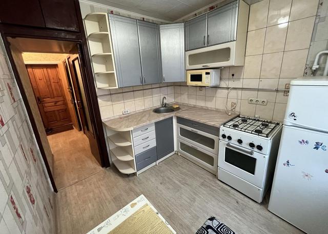 1-кімнатна квартира, Махова 8а