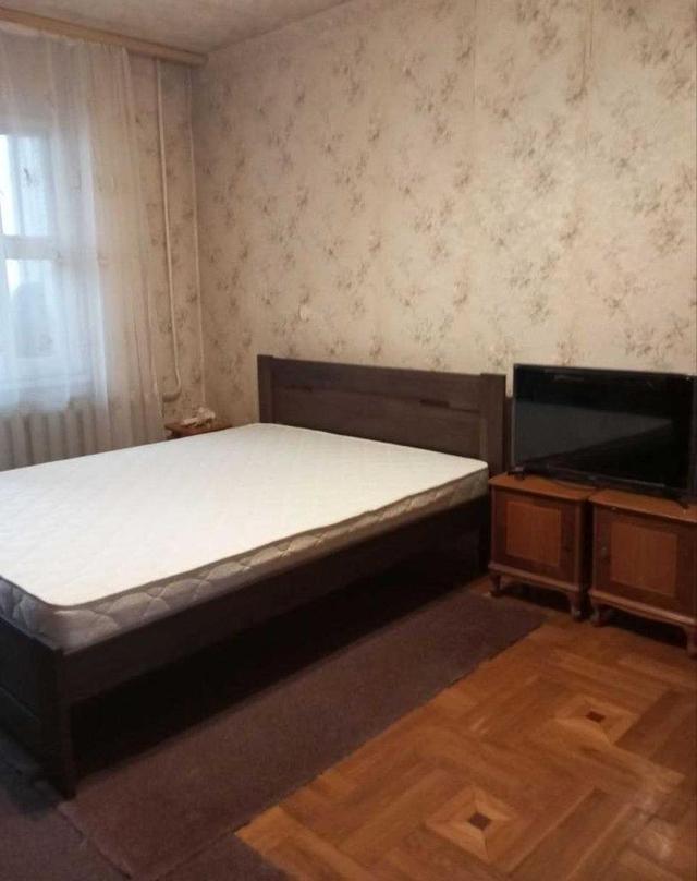1-кімнатна квартира, Ореста Васкула 8