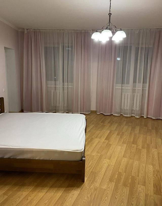 1-кімнатна квартира, вул. Срібнокільська 1/2 — фото 2