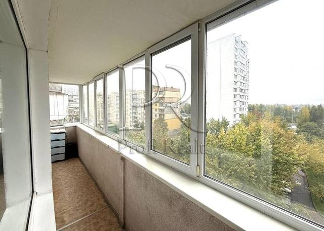 2-кімнатна квартира, просп. Бажана 9б — фото 8