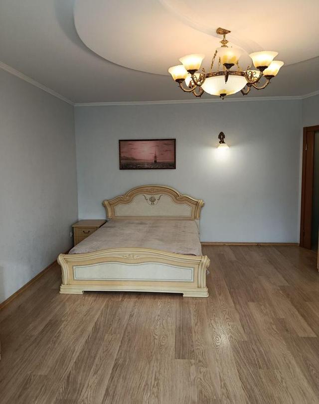 1-кімнатна квартира, вул. Мит. А. Шептицького (Анатолія Луначарського) 10