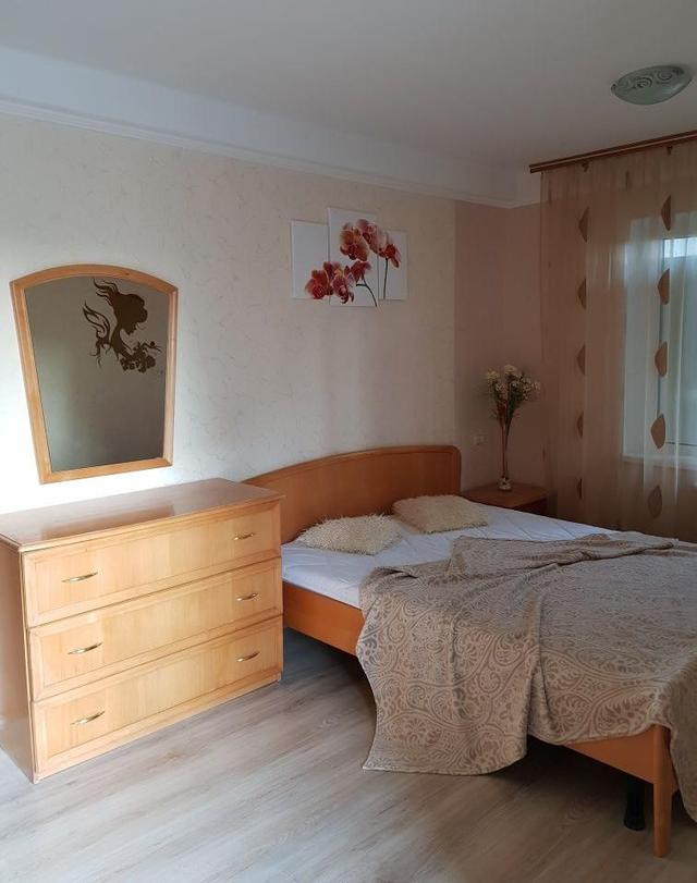 3-кімнатна квартира, просп. Героїв Сталінграда 25а — фото 1